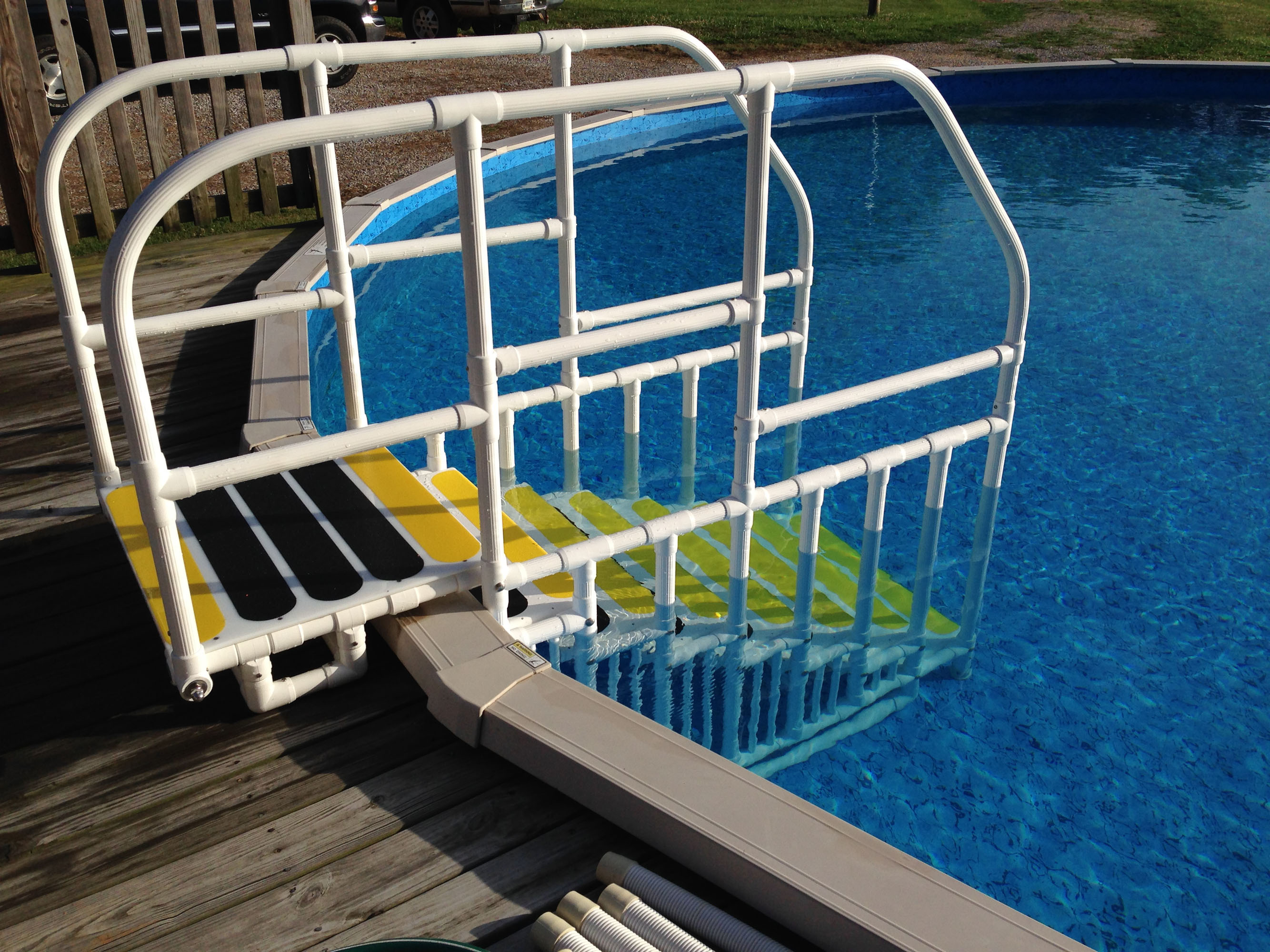 Pool ladder above ground pool